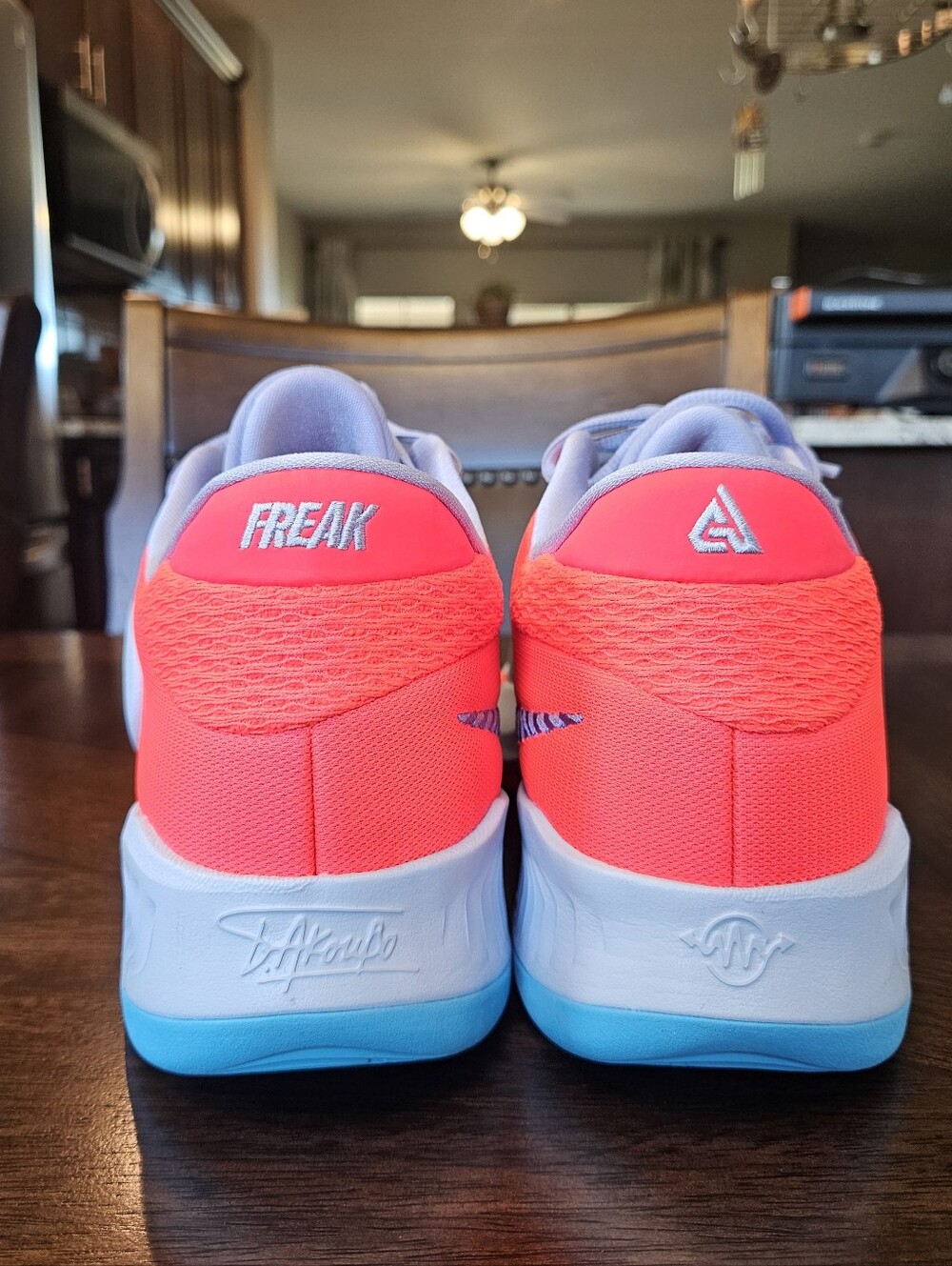 Nike Zoom Freak 4 Men's Basketball Shoes - Picture 10 of 12